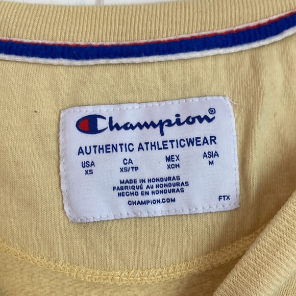 Champion sweatshirt - Picture 2 of 3